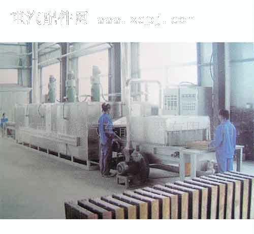 中國重汽2010款散熱器 性能解析與結(jié)構(gòu)特點(diǎn)