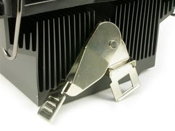 酷冷至尊黑魔方KIA L0C1 GP散熱器 簡約高效，IT168評測圖賞